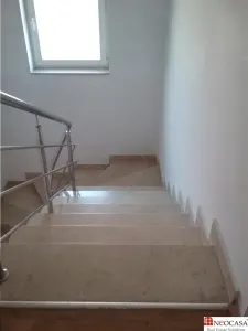 VILA EXTRAORDINARA, 6 CAMERE LUMINOASE, PISCINA, CURTE FOARTE FRUMOASA! - foto 10