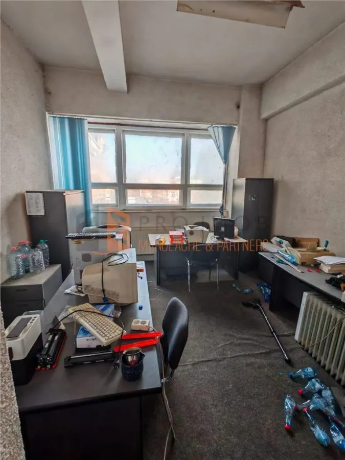 Spatii de birouri zona Brosteni - foto 2