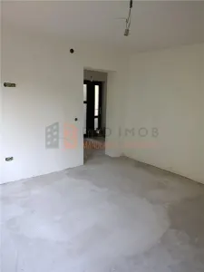 Casa tip parter zona Capatanesti - foto 5