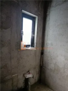 Casa tip parter zona Capatanesti - foto 8