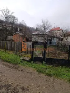 Casa tip parter zona Sarata Monteoru - foto 2