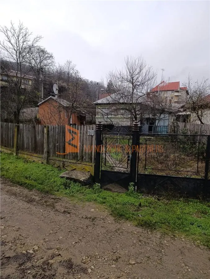 Casa tip parter zona Sarata Monteoru - foto 2