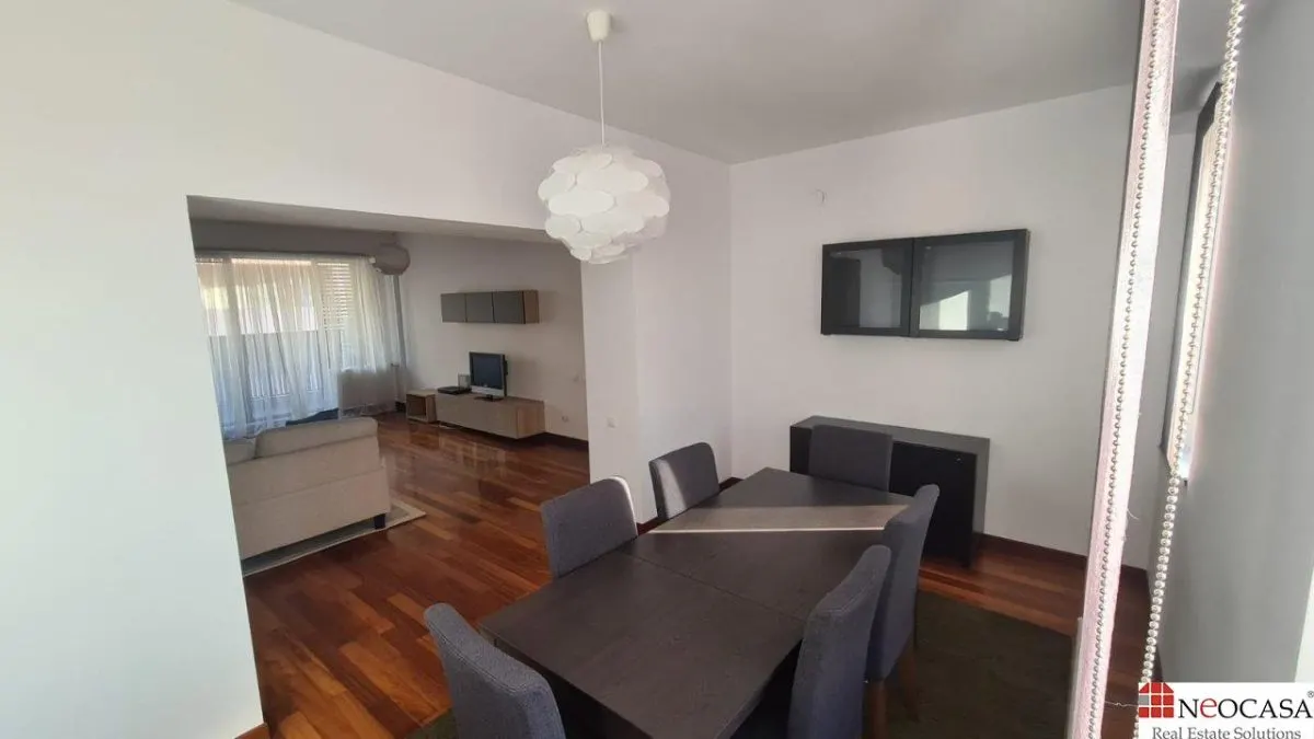 HERASTRAU - 5 CAMERE, 160 MP UTILI, MOBILAT, UTILAT, LOC PARCARE! - foto 2