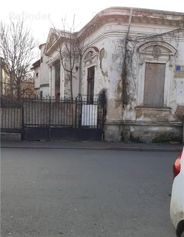 Vanzare casa + teren | Unirii - Cartier Evreiesc | teren 566 mp | necesita renovare | - foto 4