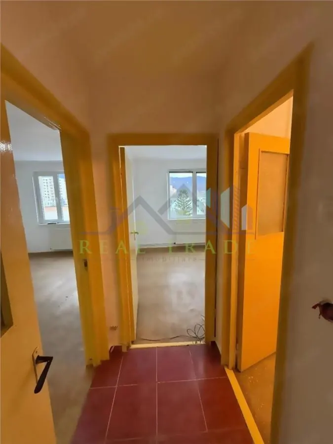 Apartament 2 camere etaj intermediar Astra - foto 4