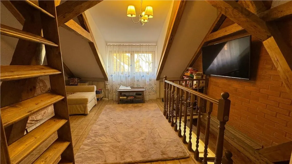 Proprietate rara in Schei/penthouse pe doua niveluri - foto 9