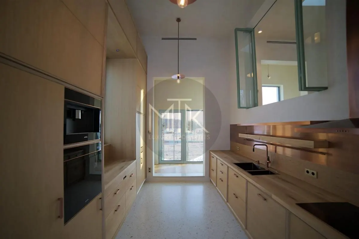 Vila LUX cu design UNIC | Materiale Premium | Gated Community | COMISION 0% - foto 2