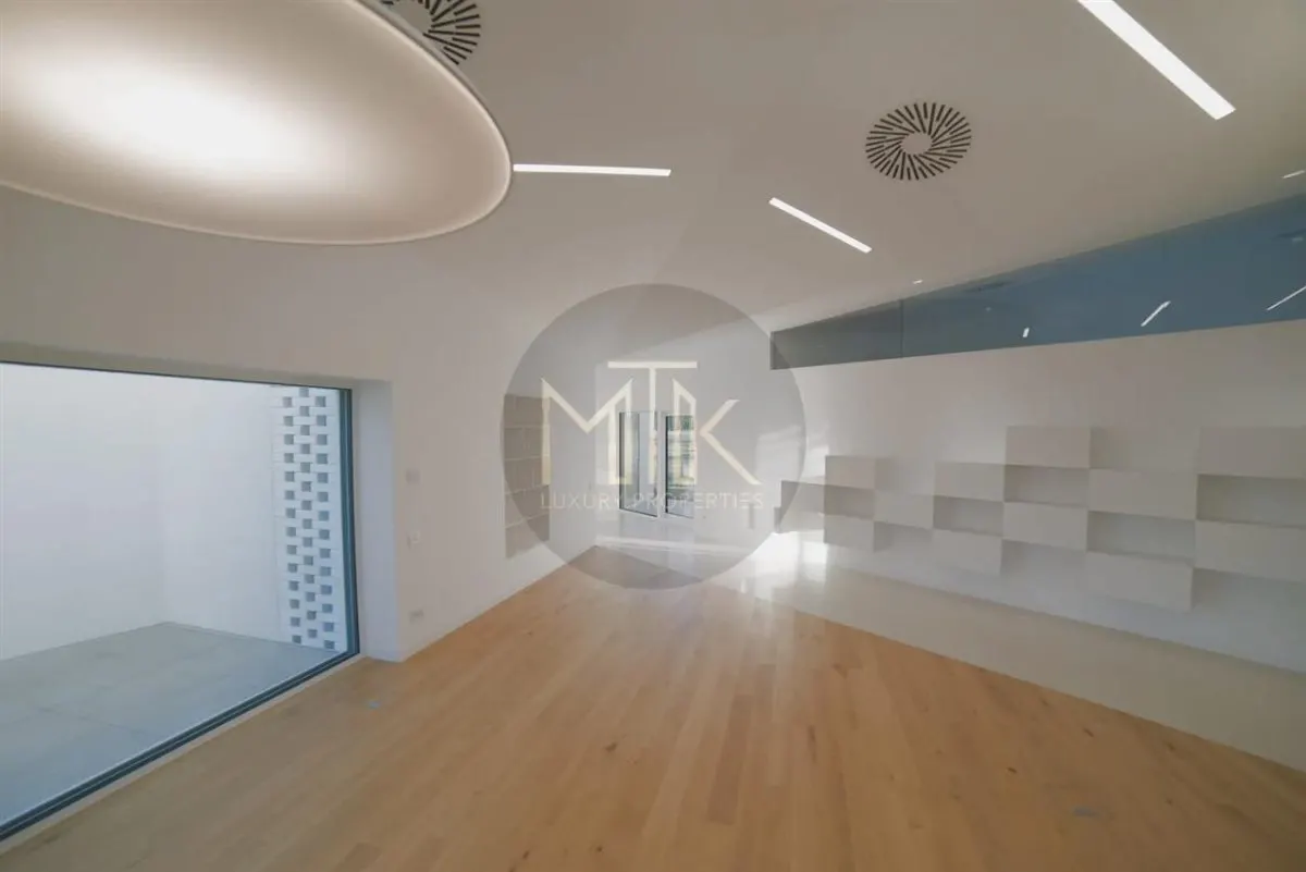 Vila cu design MINIMALIST | Premiata 2020 | Gated Community | COMISION 0% - foto 6