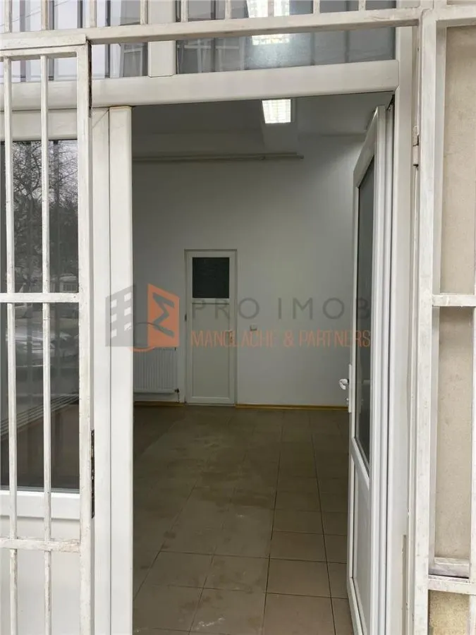 Spatiu comercial zona Brosteni - foto 1