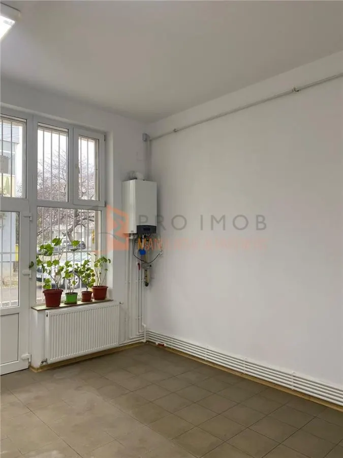 Spatiu comercial zona Brosteni - foto 3