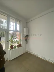 Spatiu comercial zona Brosteni - foto 4
