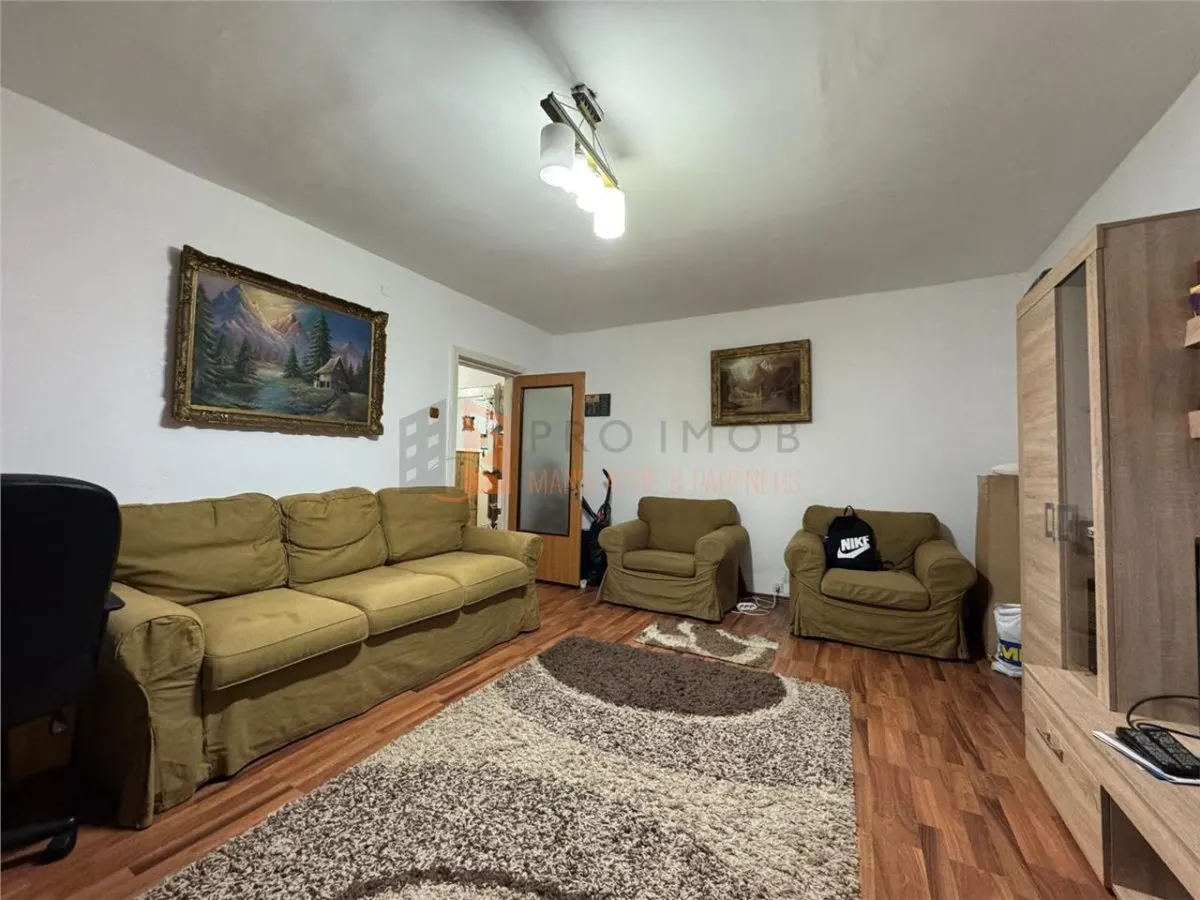 Apartament 3 camere cf 1 decomandat zona Unirii Nord - foto 1