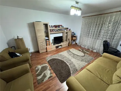 Apartament 3 camere cf 1 decomandat zona Unirii Nord - foto 2