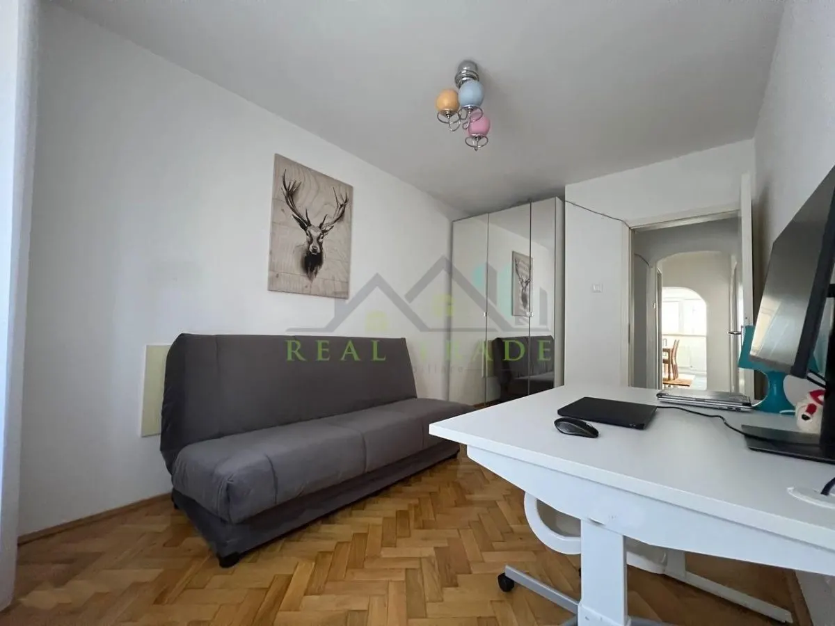 Apartament 3 camere zona Centrul Civic - foto 8