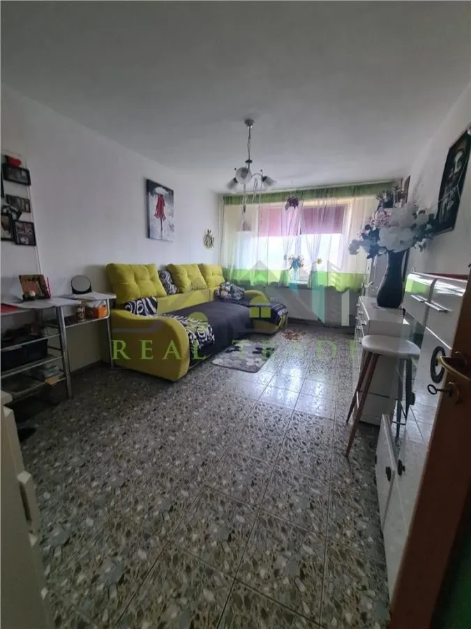 Apartament 3 camere etaj intermediar Calea Bucuresti, Brasov - foto 1