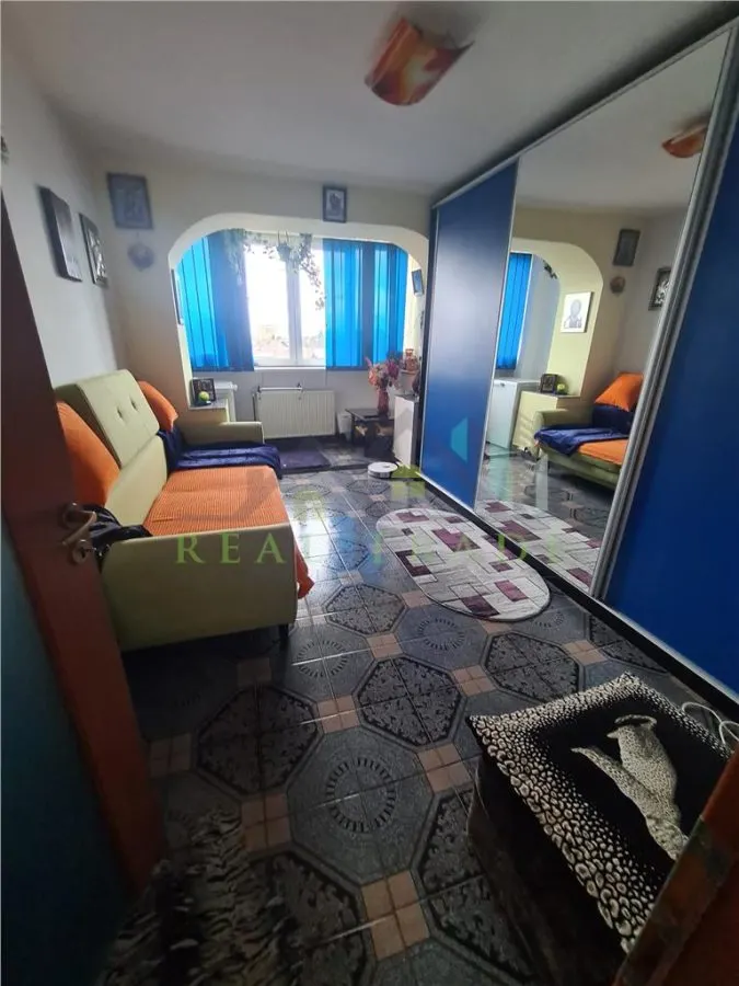 Apartament 3 camere etaj intermediar Calea Bucuresti, Brasov - foto 2