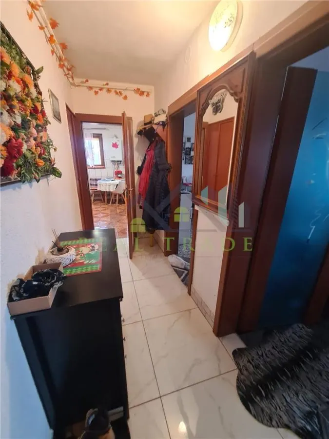 Apartament 3 camere etaj intermediar Calea Bucuresti, Brasov - foto 9