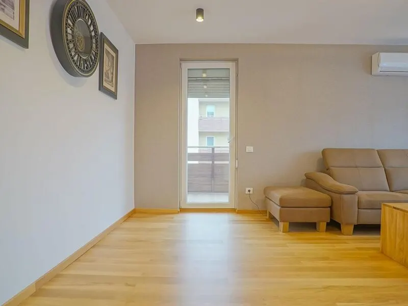 Apartament 2 camere Urban Tractorul - foto 13