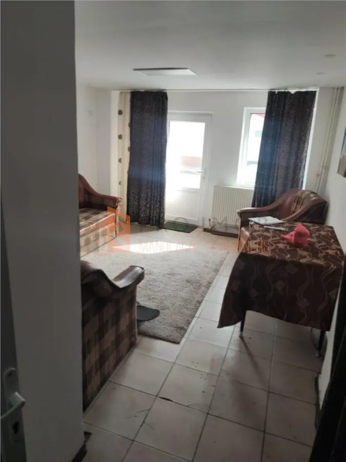 Casa tip parter + mansarda in zona Centru - foto 7