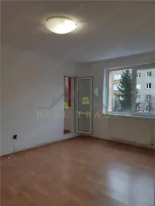 Apartament 2 camere etajul 2 zona Calea Bucuresti - foto 1