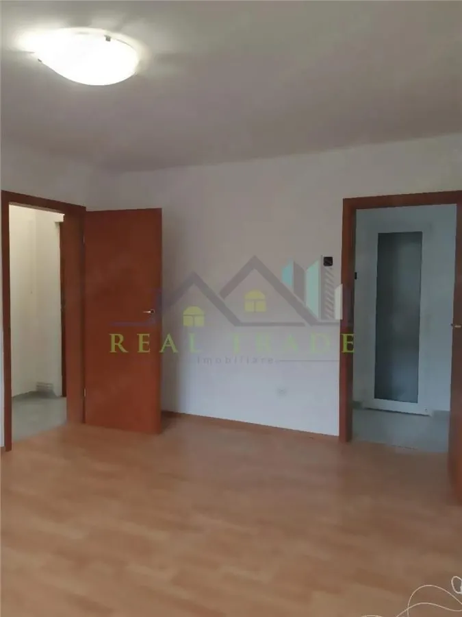 Apartament 2 camere etajul 2 zona Calea Bucuresti - foto 3