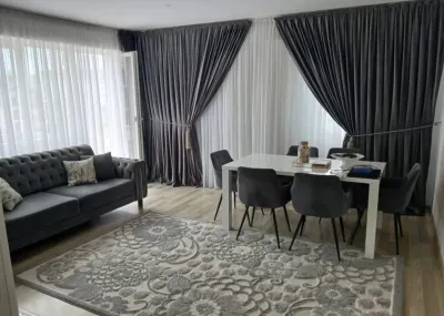 Apartament cu 3 camere Tractorul - foto 1