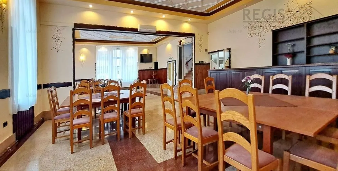 Super Vila ,  perfecta  pentru o Pensiune/ Hotel cu Restaurant - foto 15