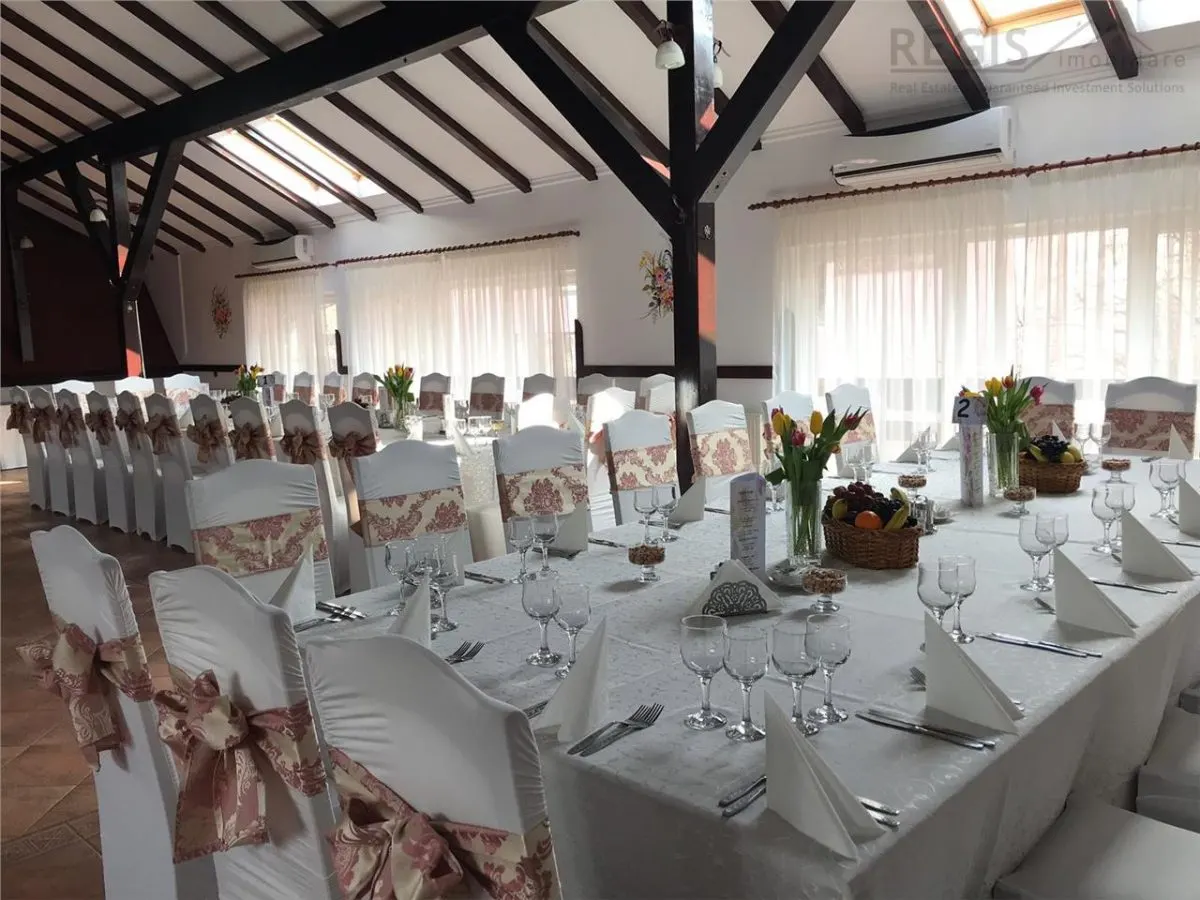 Super Vila ,  perfecta  pentru o Pensiune/ Hotel cu Restaurant - foto 17