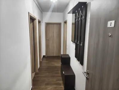 Apartament 2 camere decomandat Tractorul - foto 5