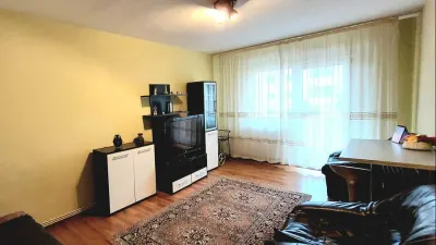 Apartament 3 camere, etajul 1, zona Astra- Ciucas - foto 2