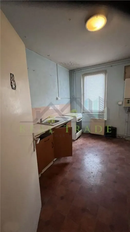 Apartament 4 camere decomandat etajul 1 zona Astra - foto 4