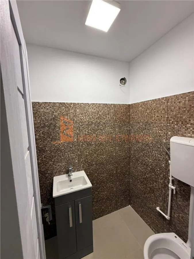 Spatiu comercial zona Brosteni - foto 9