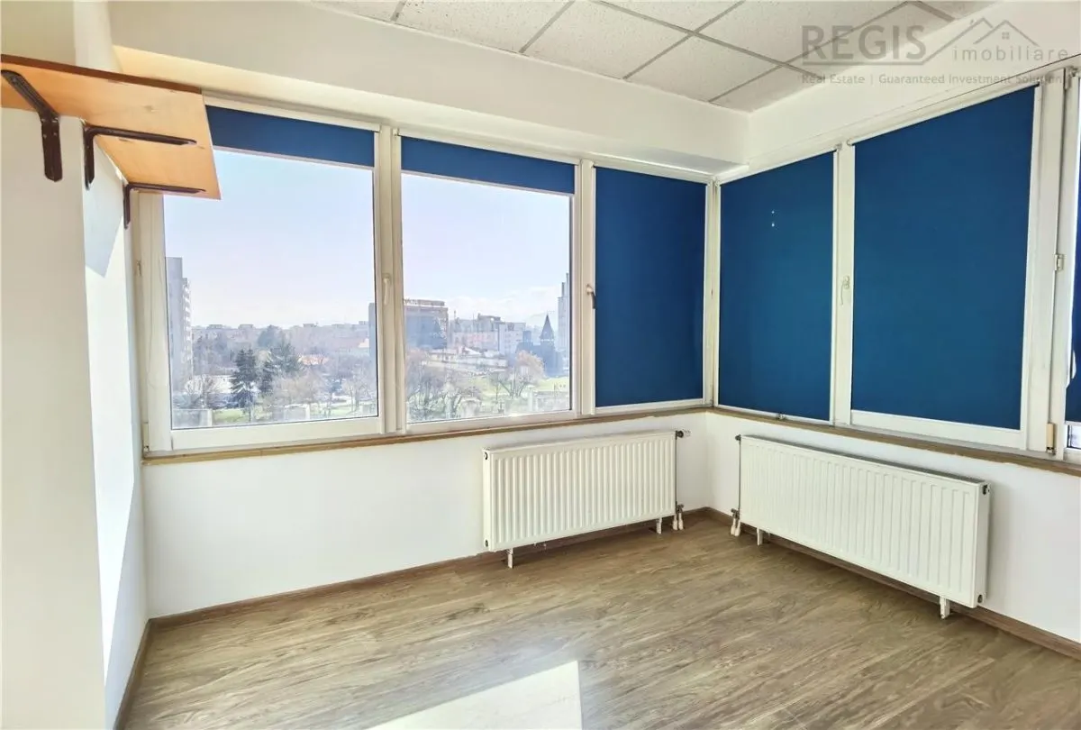 Spatiu de birouri luminos Centru Civic - foto 11