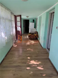 Casa tip parter 3 camere decomandata zona Zoresti - foto 2