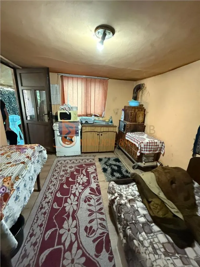 Casa tip parter 3 camere decomandata zona Zoresti - foto 3