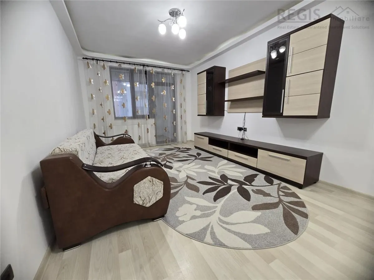Apartament 3 Camere Zona Coresi - foto 1