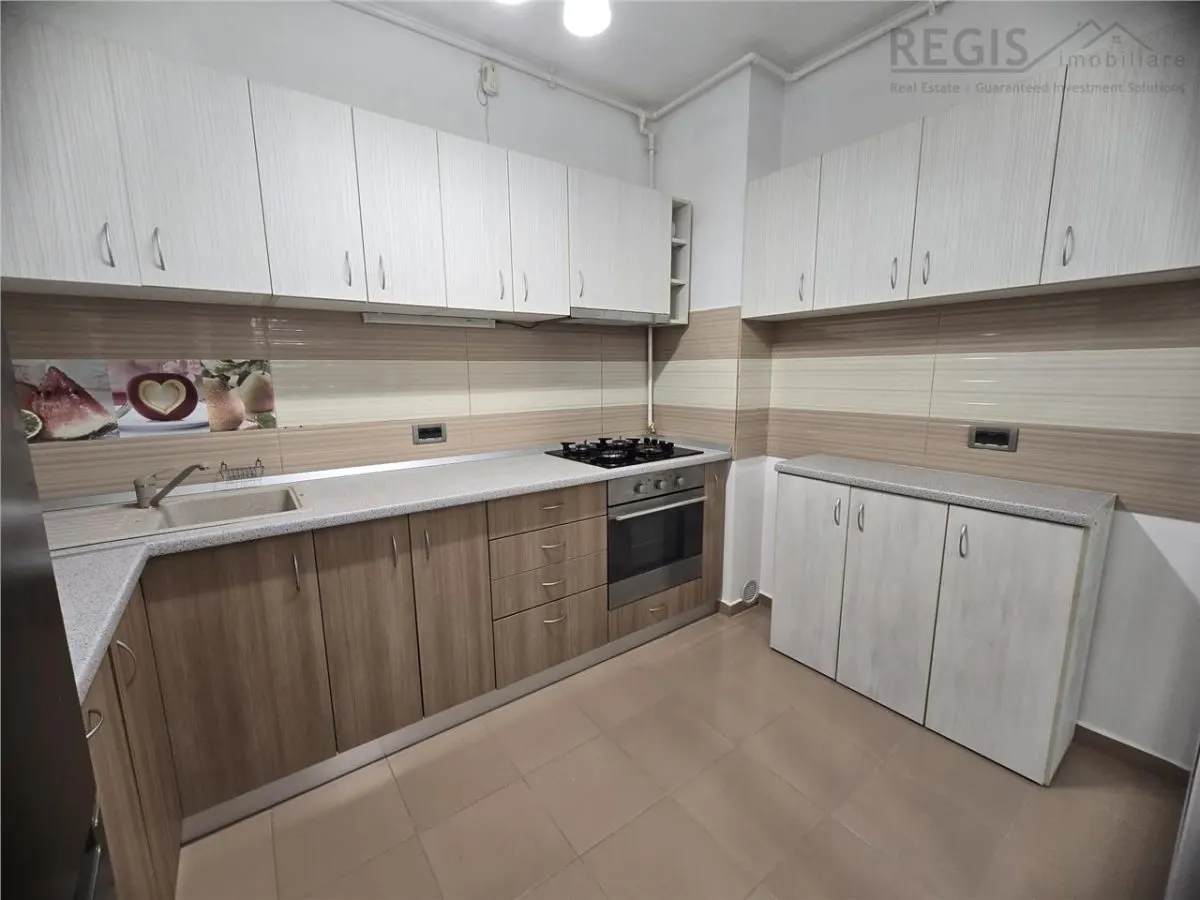 Apartament 3 Camere Zona Coresi - foto 3