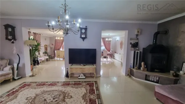 Casă 4 camere Sânpetru - poza 1