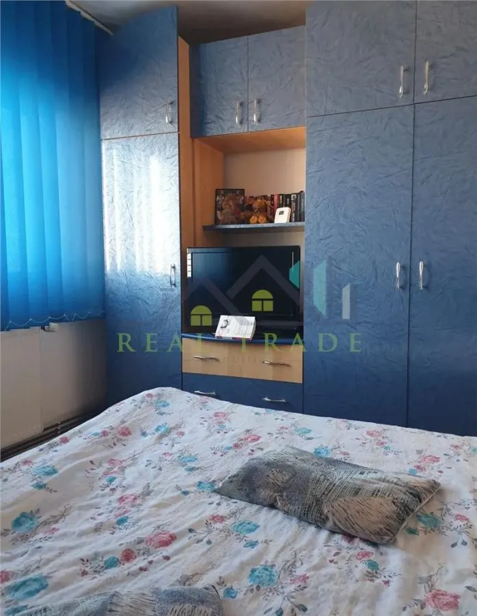 Apartament 3 camere decomandat zona Judetean - foto 6