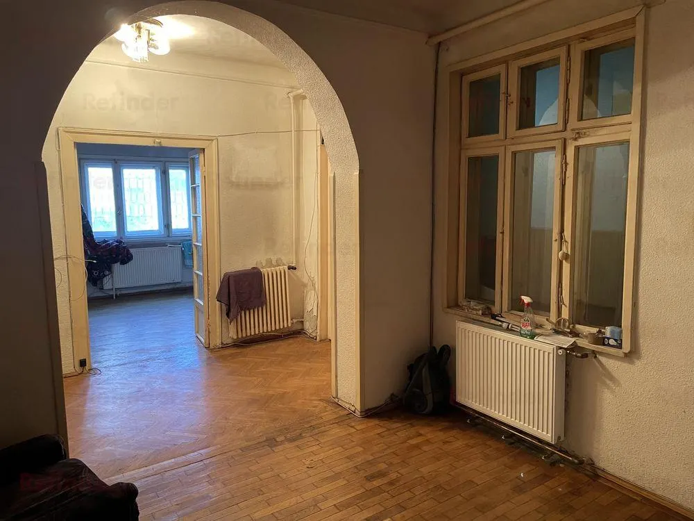 Casa de vanzare 6 camere in zona Popa Nan - Matei Basarab - foto 4