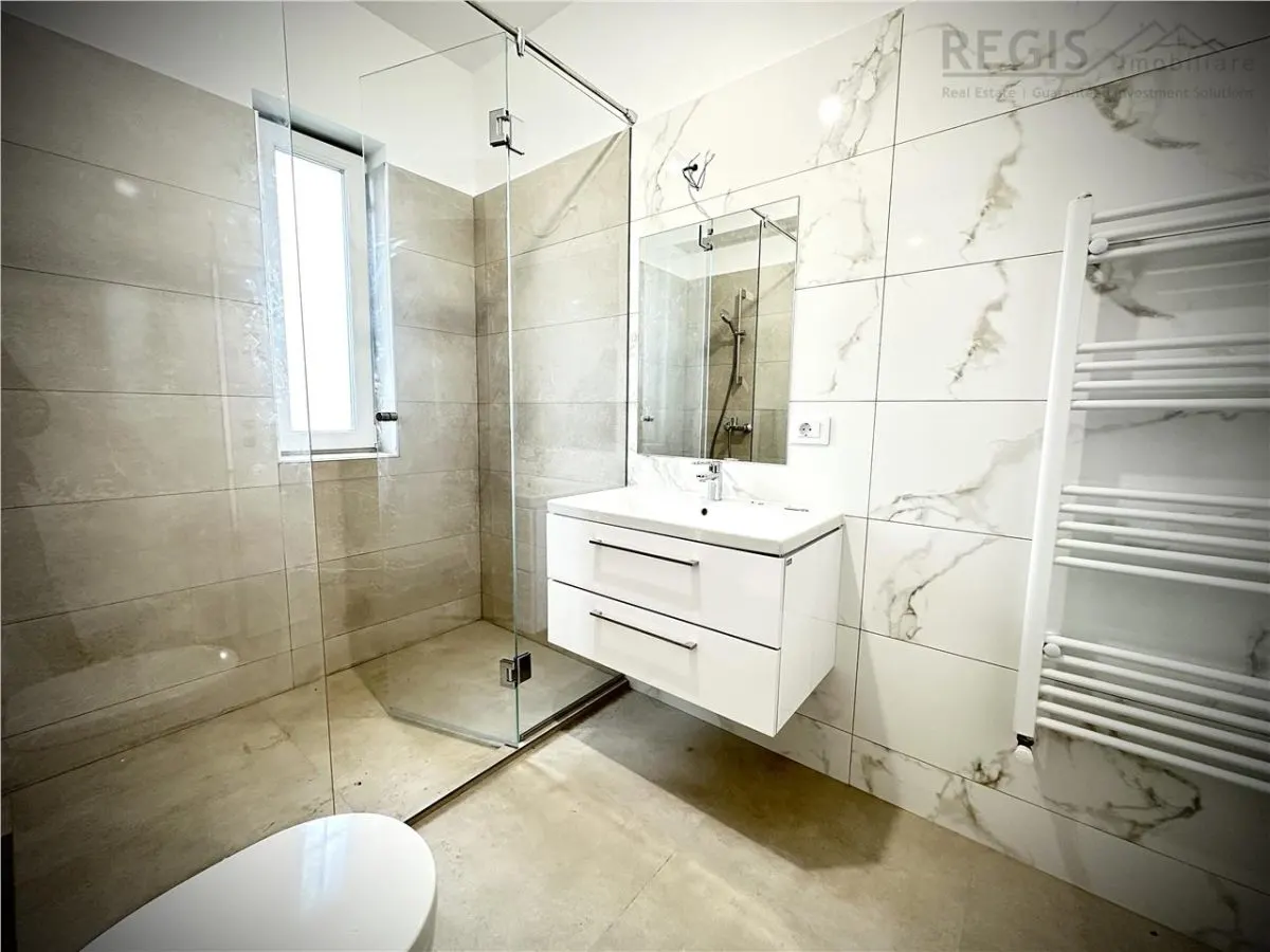 2 camere 96 mp, 2 bai, vedere spectaculoasa – Rasnov - foto 14