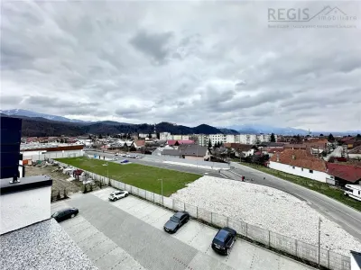 2 camere 96 mp, 2 bai, vedere spectaculoasa – Rasnov - foto 16