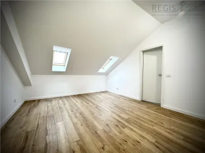 2 camere 96 mp, 2 bai, vedere spectaculoasa – Rasnov - foto 8