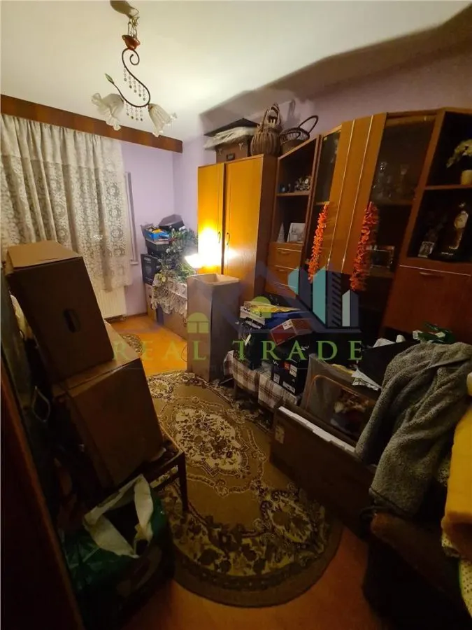 Apartament 4 camere, 2 bai, zona Gemenii - foto 4
