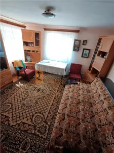 Casa tip parter si teren 1750 mp in zona Transilvaniei - Buzau