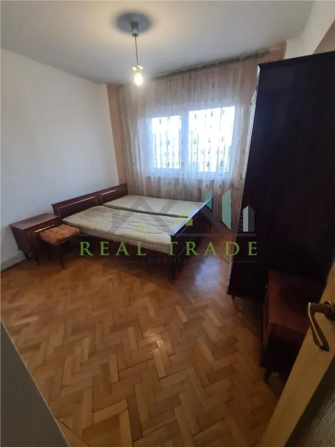 Apartament 3 camere Racadau- Carpatilor - foto 3