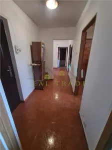 Apartament 3 camere Racadau- Carpatilor - foto 7