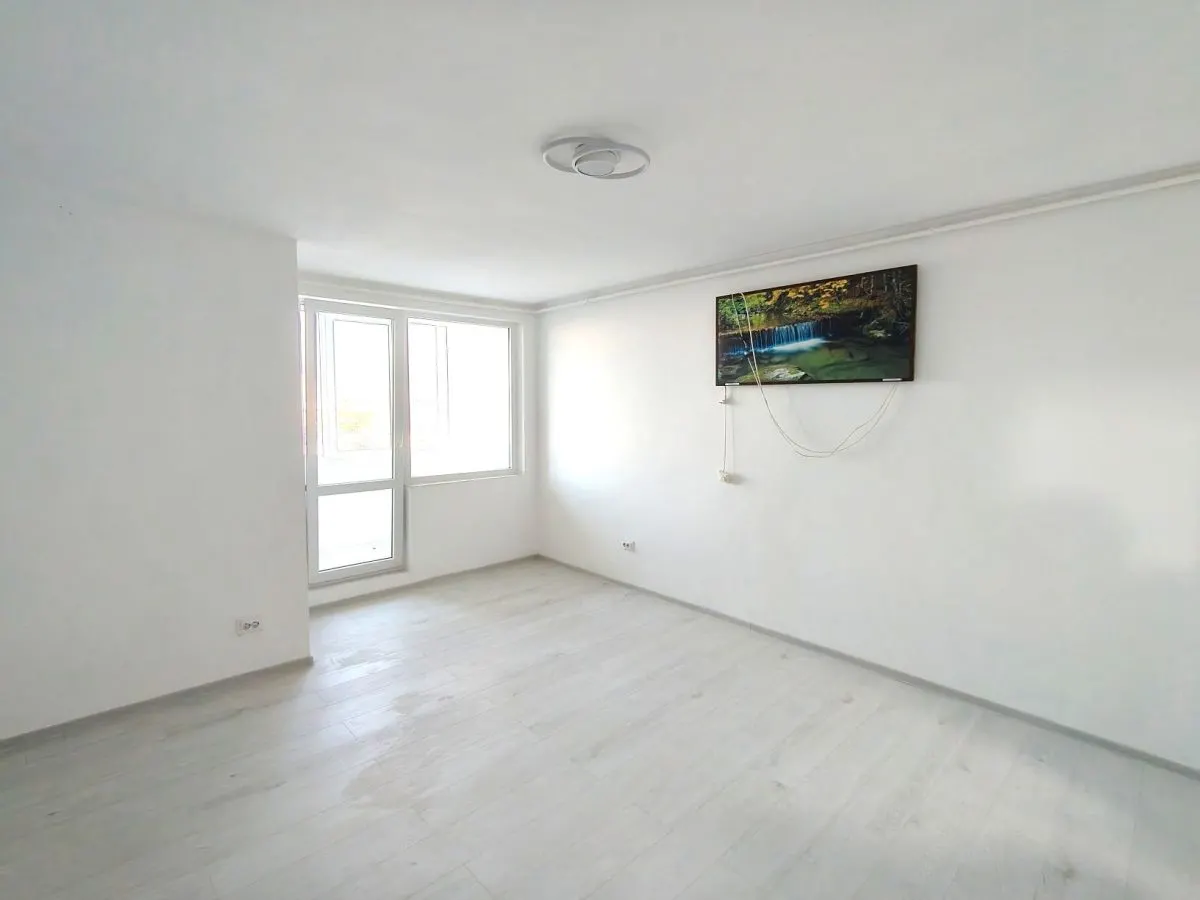 Garsoniera renovata etaj intermediarzona Noua - foto 1