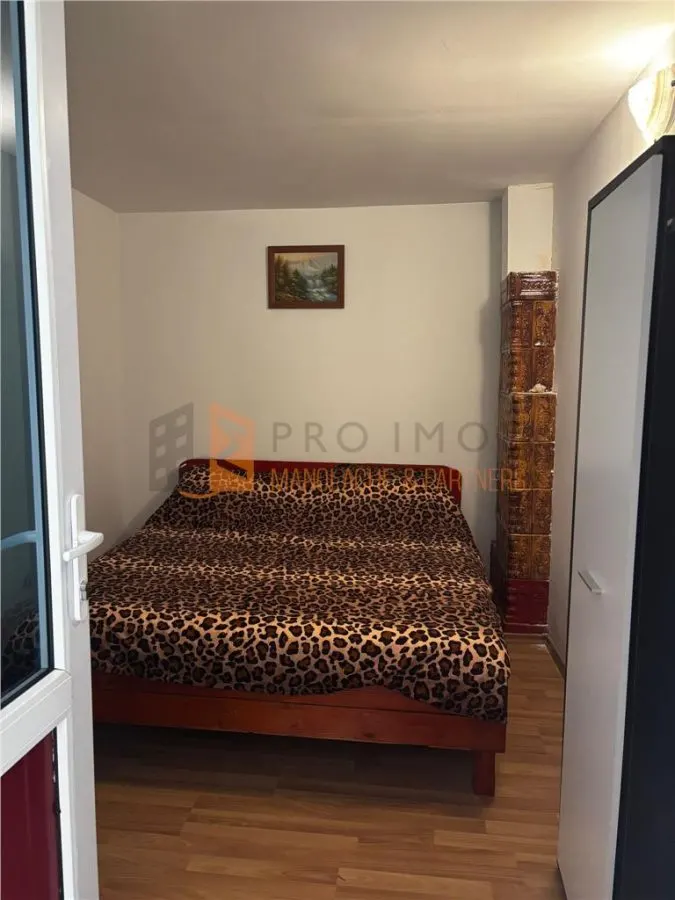 Ansamblu cabanute zona Cozieni - foto 2