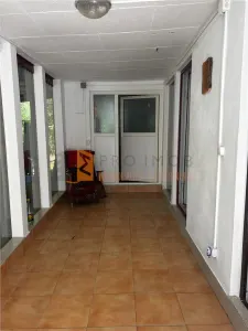 Ansamblu cabanute zona Cozieni - foto 17